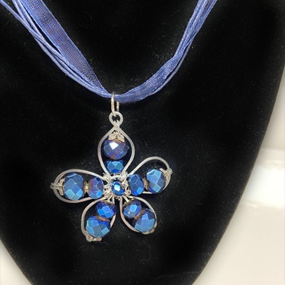 Stainless Steel Wire Flower Pendant Hand Crafted by Artisan - Picture 1 of 7